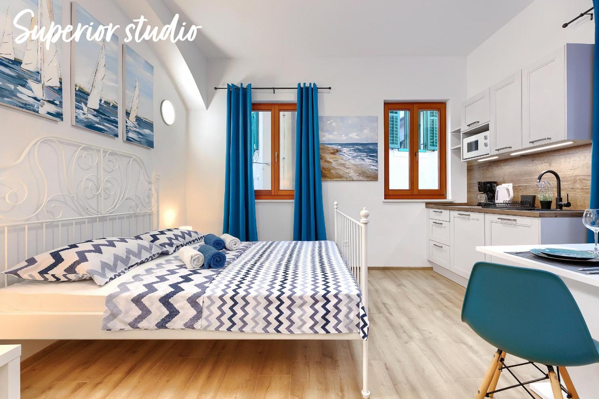Studios Notte Sul Porto Ρόβινι Εξωτερικό φωτογραφία