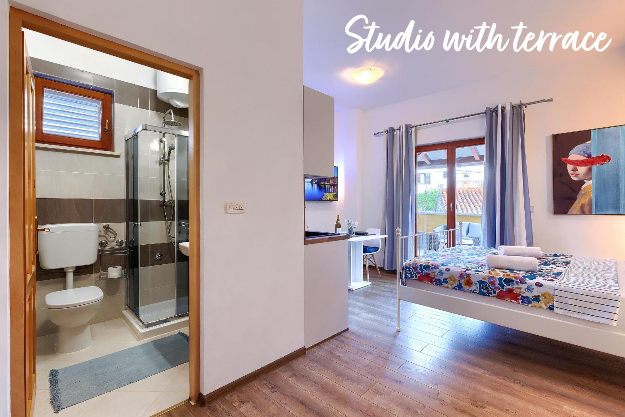 Studios Notte Sul Porto Ρόβινι Εξωτερικό φωτογραφία